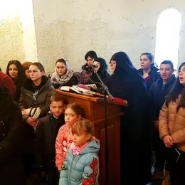 Прослављена храмовна слава цркве Светог Саве у Дапсићима: „Сваки наш храм је светосавски и види се да је Црна Гора од давнина била светосавска по многим топонимима од манастира Савине до Савиног ока, Савиног бора и Савиног кука“.