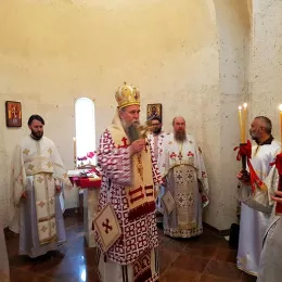 Прослављена храмовна слава цркве Светог Саве у Дапсићима: „Сваки наш храм је светосавски и види се да је Црна Гора од давнина била светосавска по многим топонимима од манастира Савине до Савиног ока, Савиног бора и Савиног кука“.