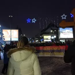 Уз Божићне хладне дане Дурмиторци Цркву бране