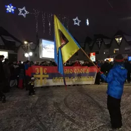 Уз Божићне хладне дане Дурмиторци Цркву бране