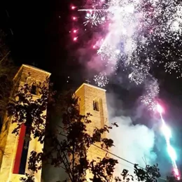 Бадњаке у Бијелом Пољу освештао Владика Јоаникије