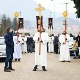 Литија и пливање за Часни крст у Беранама: Први до крста Александар Ралевић