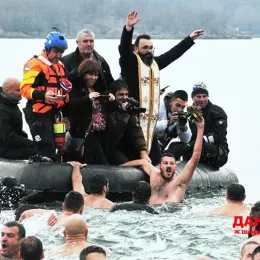 Литије и богојављенска пливања за Часни крст у Епархији будимљанско-никшићкој
