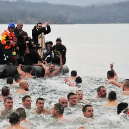 Литије и богојављенска пливања за Часни крст у Епархији будимљанско-никшићкој