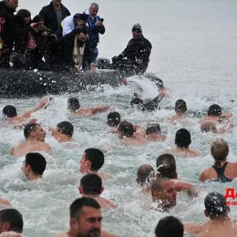 Литије и богојављенска пливања за Часни крст у Епархији будимљанско-никшићкој