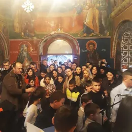 Ускликнимо заједно и с љубављу Светитељу Сави!