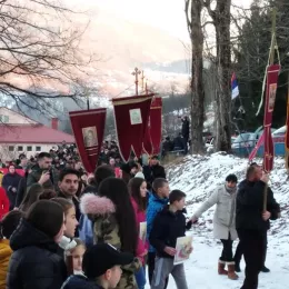 Епископ Јоаникије на Молебану у Андријевици: Цио свијет реагује на неправду која се чини у Црној Гори