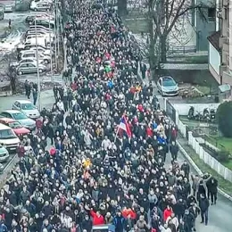 Величанствена свенародна литија у Беранама