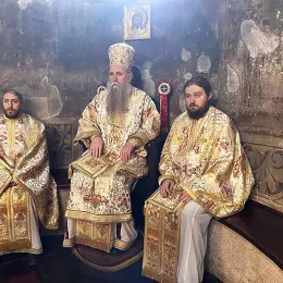 Божић молитвено прослављен у манастиру Ђурђеви Ступови