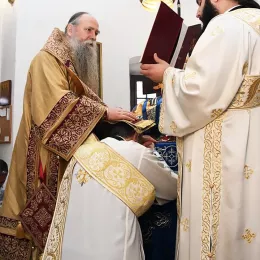 Епископи Јоаникије и Кирило богослужили у Цетињском манастиру