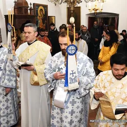 Епископи Јоаникије и Кирило богослужили у Цетињском манастиру