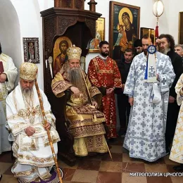 Епископи Јоаникије и Кирило богослужили у Цетињском манастиру