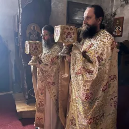 Епископ Јоаникије служио у Ђурђевим Ступовима