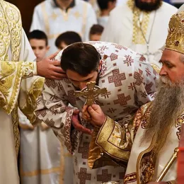 Владика Јоаникије богослужио у барском Саборном храму