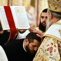 Владика Јоаникије богослужио у барском Саборном храму