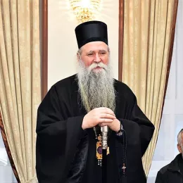 ЕПИСКОПУ ЈОАНИКИЈУ УРУЧЕНА НАГРАДА „21. ЈУЛ“