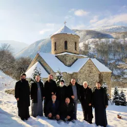 Литургија у манастиру Мајсторовина