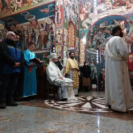 Епископ Методије на Божић бослужио у Саборном храму у Мојковцу