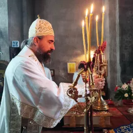 Епископ Методије служио Литургију у Ђурђевим Ступовима 