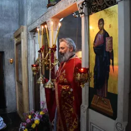 Епископ Методије служио Литургију у Ђурђевим Ступовима 