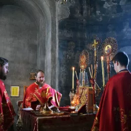 Свечано прослављено Богојављење у Беранама: Литургија и пливање за Часним крстом 