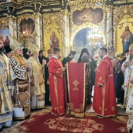 Патријарх Порфирије служио опело блаженопочившем епископу Лаврентију