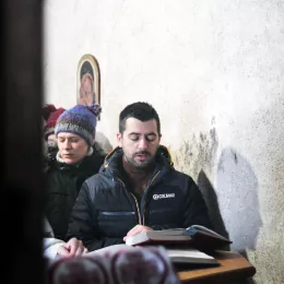 Владика Методије служио заупокојену Литургију