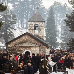 Сахрањен протођакон Владимир Јарамаз