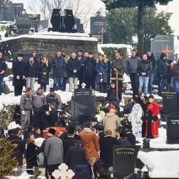 Сахрањен протођакон Владимир Јарамаз