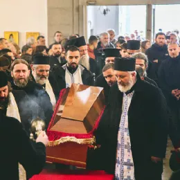 Сахрањен протођакон Владимир Јарамаз