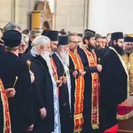 Сахрањен протођакон Владимир Јарамаз