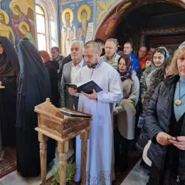 Свети Атанасије Велики молитвено прослављен у манастиру Златеш