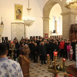 Епископ Методије на Бадњи дан богослужио у никшићком Саборном храму