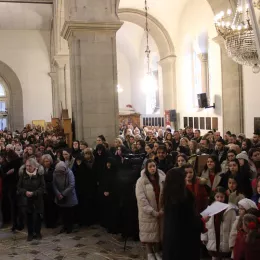 Епископ Методије на Бадњи дан богослужио у никшићком Саборном храму