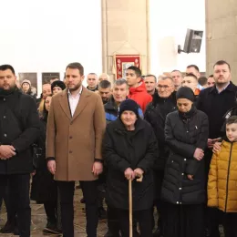 Епископ Методије на Бадњи дан богослужио у никшићком Саборном храму