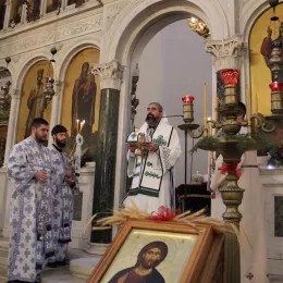 Епископ Методије на Бадњи дан богослужио у никшићком Саборном храму