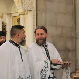 Епископ Методије на Бадњи дан богослужио у никшићком Саборном храму