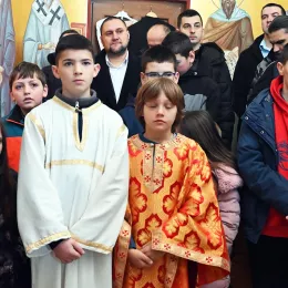 Епископ Методије на Савиндан богослужио у селу Дапсиће код Берана