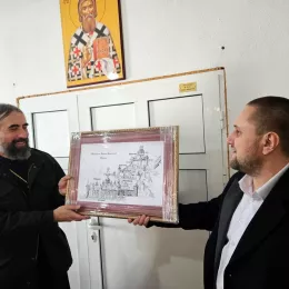 Епископ Методије на Савиндан богослужио у селу Дапсиће код Берана