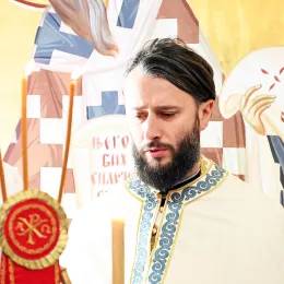 Епископ Методије на Савиндан богослужио у селу Дапсиће код Берана