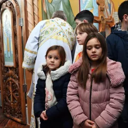 Епископ Методије на Савиндан богослужио у селу Дапсиће код Берана