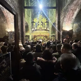 Торжествено прослављање празника рођења Богомладенца Христа у храму Светог Николе у Никољцу