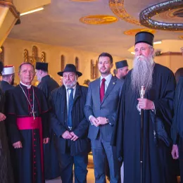 Митрополит Јоаникије на божићном пријему