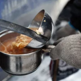 Црногорска породица из Берлина обезбиједи свакодневно преко хиљаду оброка