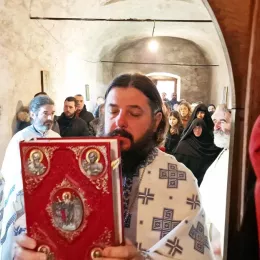 Служен годишњи помен протођакону Владимиру Јарамазу