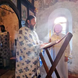 Служен годишњи помен протођакону Владимиру Јарамазу