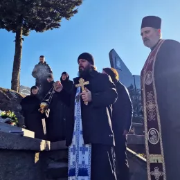Служен годишњи помен протођакону Владимиру Јарамазу