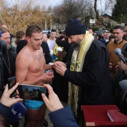 У Никшићу одржано пливање за Часни крст