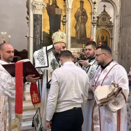 Епископ Методије на Бадњи дан служио Литургију у никшићкој Саборној цркви