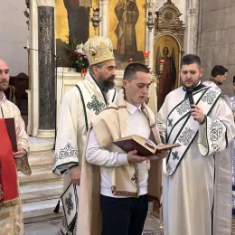 Епископ Методије на Бадњи дан служио Литургију у никшићкој Саборној цркви